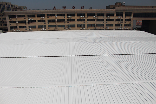 彩鋼瓦翻新除銹怎么專(zhuān)業(yè)的處理。