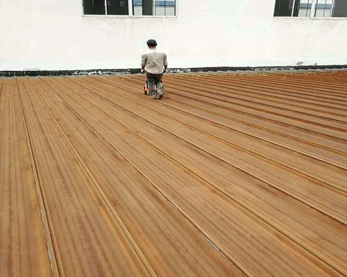 工廠(chǎng)彩鋼瓦除銹翻新施工應該要注意哪些問(wèn)題