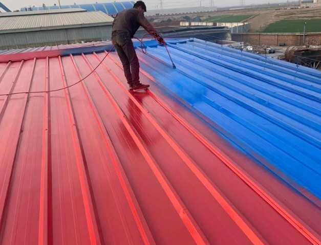 工廠(chǎng)彩鋼瓦隔熱涂裝施工應該要注意哪些問(wèn)題